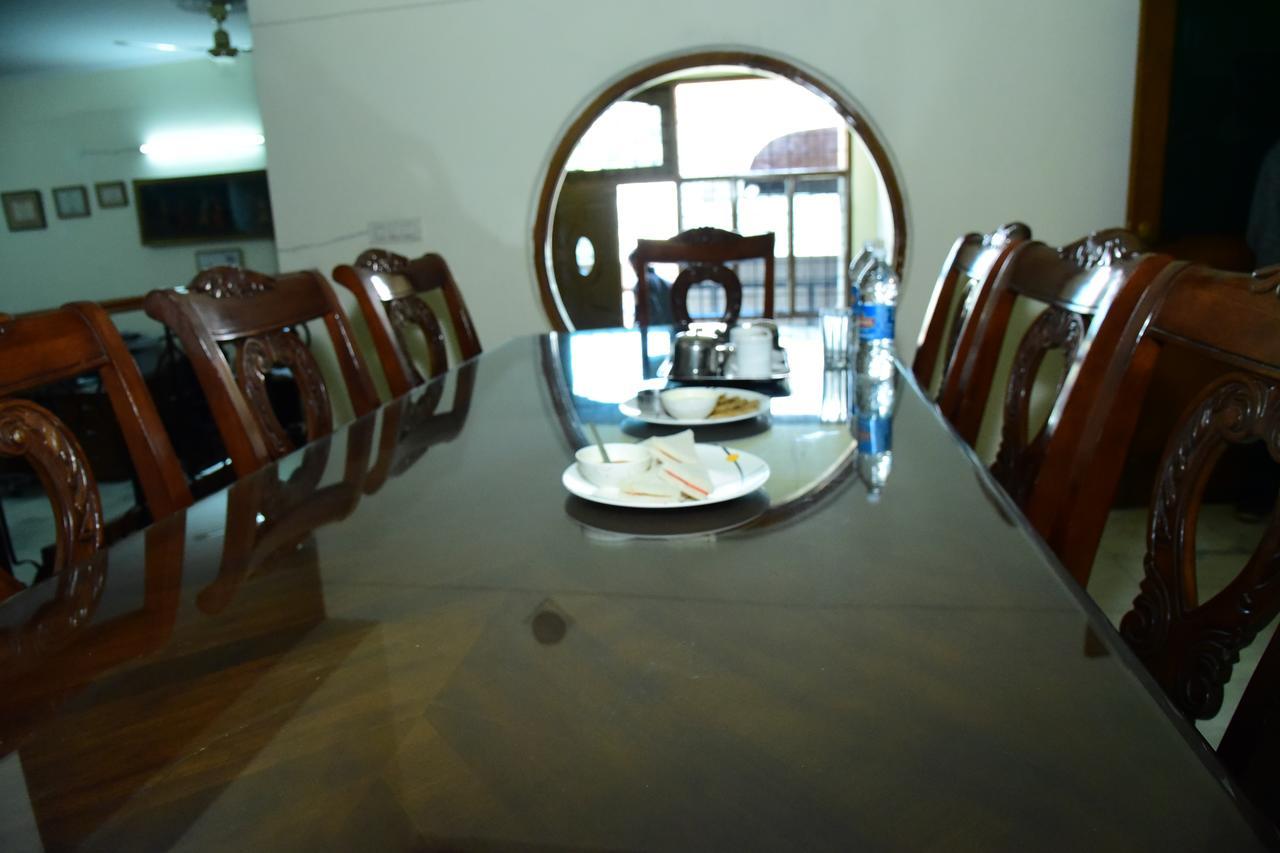 The Mayflower Hotel Gurgaon Luaran gambar