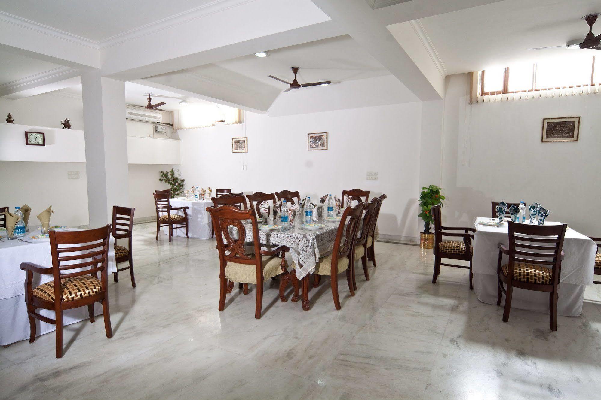 The Mayflower Hotel Gurgaon Luaran gambar